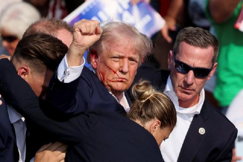 attempt-on-trumps-life-shot-in-ear-during-rally-2.png